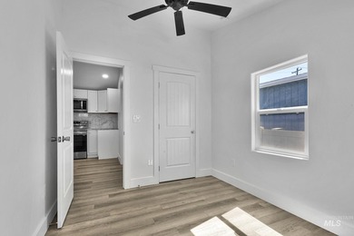 Enjoy space, convenience, and flexibility at 2324 Blue Lake Lane - photo 16