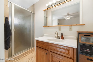 Location, privacy and big-sky views all come together on this