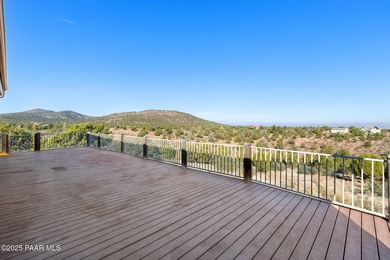 Location, privacy and big-sky views all come together on this