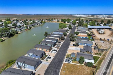 Enjoy space, convenience, and flexibility at 2324 Blue Lake Lane - photo 31