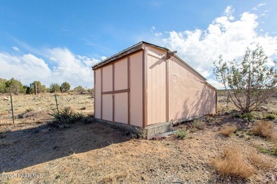 Location, privacy and big-sky views all come together on this