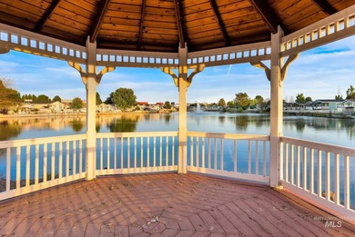 Enjoy space, convenience, and flexibility at 2324 Blue Lake Lane - photo 35