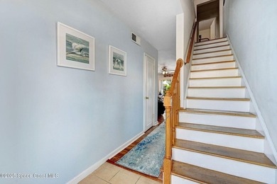Welcome home to a spacious 3 bedroom, 2 bathroom beachside condo - photo 7