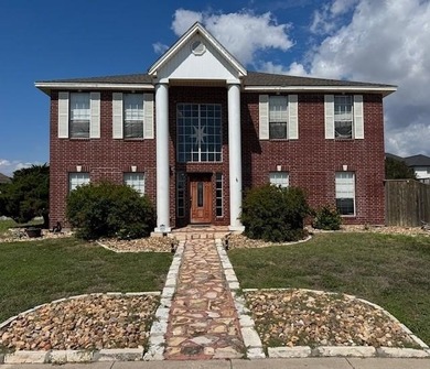 ** BRING ALL OFFERS! AS-IS! PRICED UNDER MARKET VALUE! ** This - photo 1