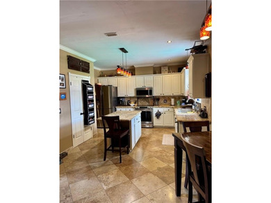** BRING ALL OFFERS! AS-IS! PRICED UNDER MARKET VALUE! ** This - photo 4
