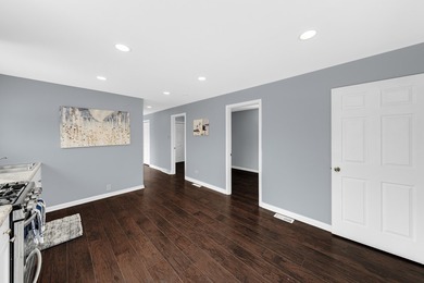 Charming, fully-renovated home on awaits! NEW flooring, NEW - photo 12