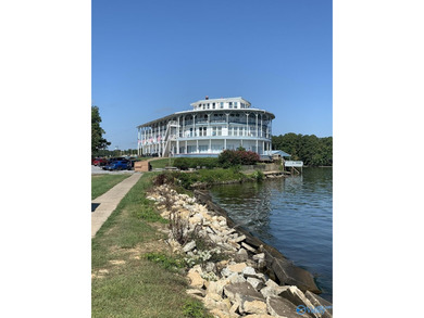 OWNER FINANCE AVAILABLE-Back on market-no fault of seller. Newly - photo 15