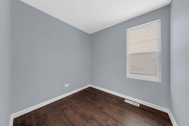 Charming, fully-renovated home on awaits! NEW flooring, NEW - photo 16