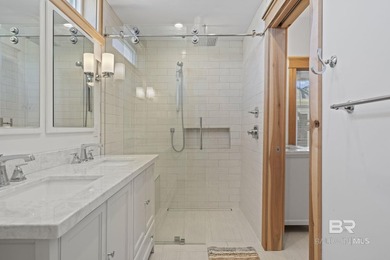 Welcome to the ultimate FURNISHED beach home, meticulously - photo 17
