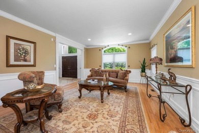 Welcome to This Stunning Postmodern Masterpiece in Half Hollow - photo 8