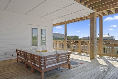 Welcome to the ultimate FURNISHED beach home, meticulously - photo 21