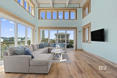 Welcome to the ultimate FURNISHED beach home, meticulously - photo 32