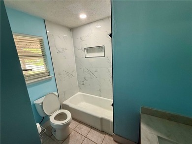 Welcome to this conveniently located 3-bedroom, 2-bath home - photo 8