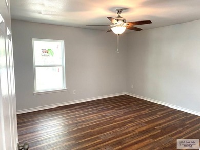 Great Value New Build Custom Beautiful Home, this 3 bed 2 bath - photo 11
