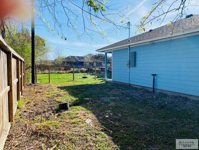 Great Value New Build Custom Beautiful Home, this 3 bed 2 bath - photo 19