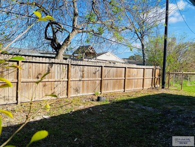 Great Value New Build Custom Beautiful Home, this 3 bed 2 bath - photo 22