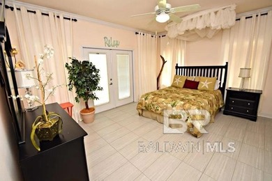 Wonderful 3 bedroom/2 bath condo. Right off West Beach Blvd on - photo 5