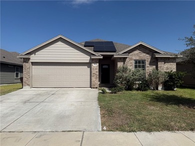 Get ready to make this beautiful home yours! Designed with a - photo 2