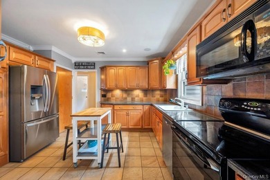 Welcome to this charming, well-maintained home featuring a - photo 10