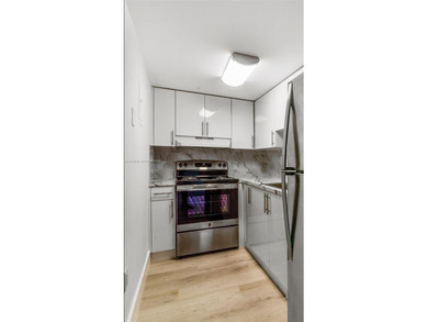 Blue Lagoon Lake Condo For Sale in Miami Florida