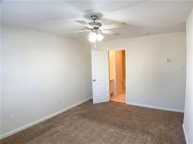 Beautiful and spacious corner unit townhome featuring an open - photo 9
