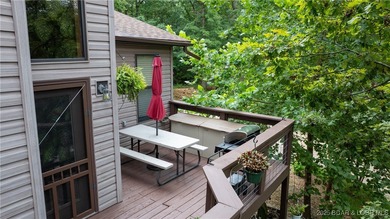 Priced to sell! INCOME PRODUCING Property!! Big room in this - photo 10