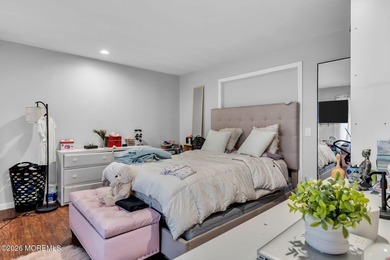AMAZING VALUE!!! BEAUTIFUL COLONIAL SITUATED ON A LARGE CORNER - photo 15