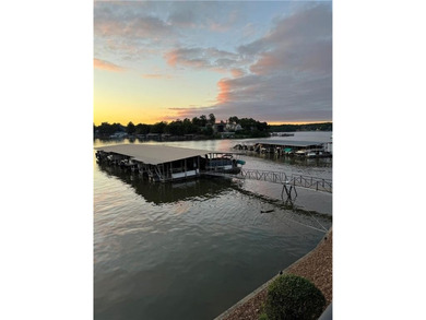***NEW,NEW***Osage Beach,Mo Walk-in unit no steps condo!Fabulous - photo 24