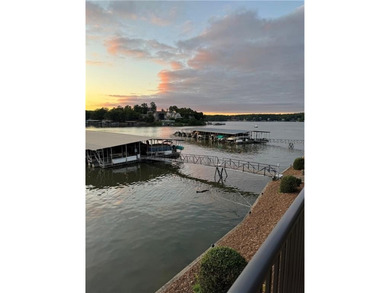 ***NEW,NEW***Osage Beach,Mo Walk-in unit no steps condo!Fabulous - photo 25