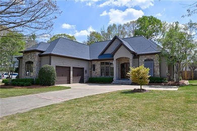 Enjoy one of Auburn's most popular neighborhoods! Beautifully - photo 3