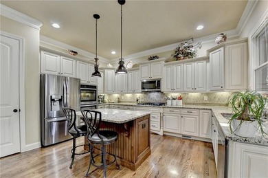 Welcome to this stunning town home, with an abundance of