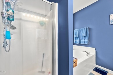 Priced to SELL! Lovely, well-maintained home in this desired - photo 20