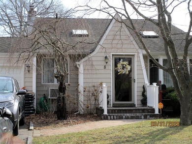 Back on the Market after being newly updated: See this beautiful - photo 2