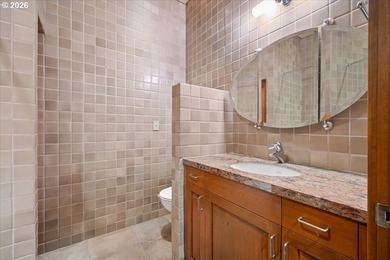 Exceptional opportunity to own a rare main-lake waterfront - photo 33