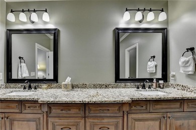 Welcome to this stunning town home, with an abundance of