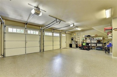 Welcome to this stunning town home, with an abundance of