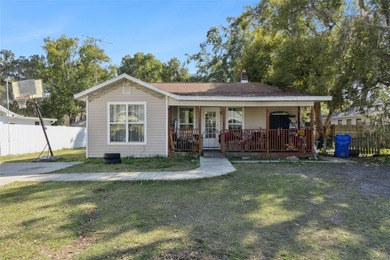 (private lake, pond, coastal) Home For Sale in Kissimmee Florida