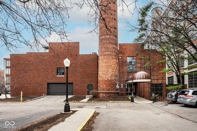 Experience urban living at its finest in this stylish 2-bedroom