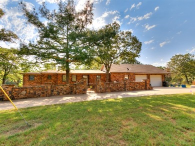 Lake Home For Sale in Wellston, Oklahoma