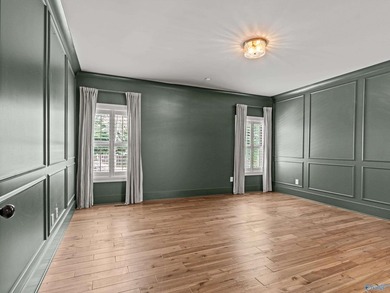 Stunning Sycamore Cove home inside Guntersville city limits - photo 11
