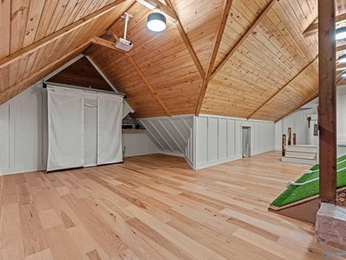 Stunning Sycamore Cove home inside Guntersville city limits - photo 23