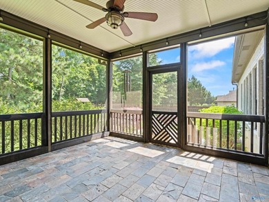 Stunning Sycamore Cove home inside Guntersville city limits - photo 25