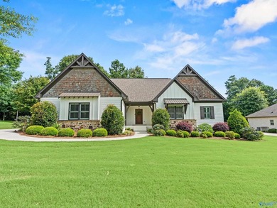 Stunning Sycamore Cove home inside Guntersville city limits - photo 31