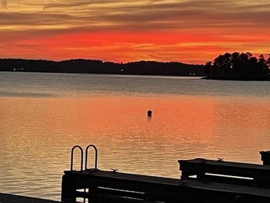 Welcome to The Pointe at Sunset Point inside Stillwater's - photo 3