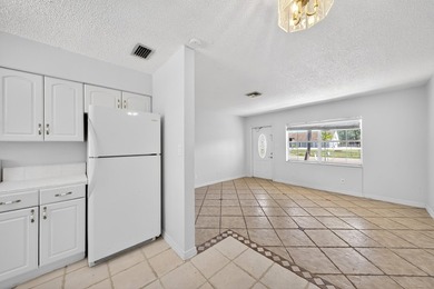 Income-producing duplex in a high-demand Oakland Park location - photo 11