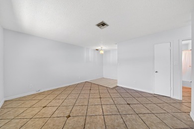Income-producing duplex in a high-demand Oakland Park location - photo 13