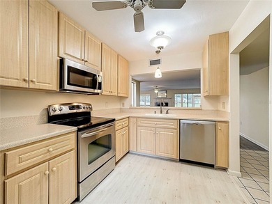 Under contract-accepting backup offers. Experience refined - photo 21