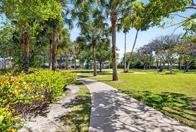 Income-producing duplex in a high-demand Oakland Park location - photo 22