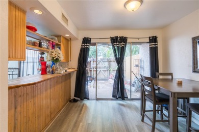 Located in the heart of Orlando, this spacious 2-story - photo 4