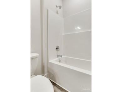 NEW floorplan, the 'LAMAR', is a well-designed 1 story model - photo 8
